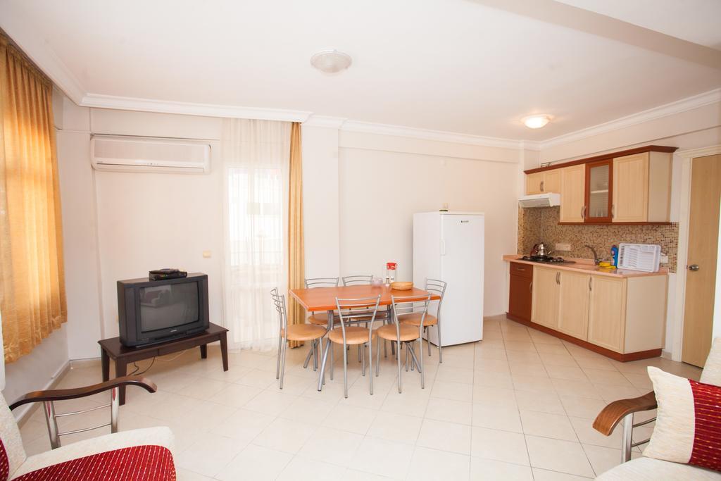 Yalcinkaya Apart Hotel Cesme Exterior photo